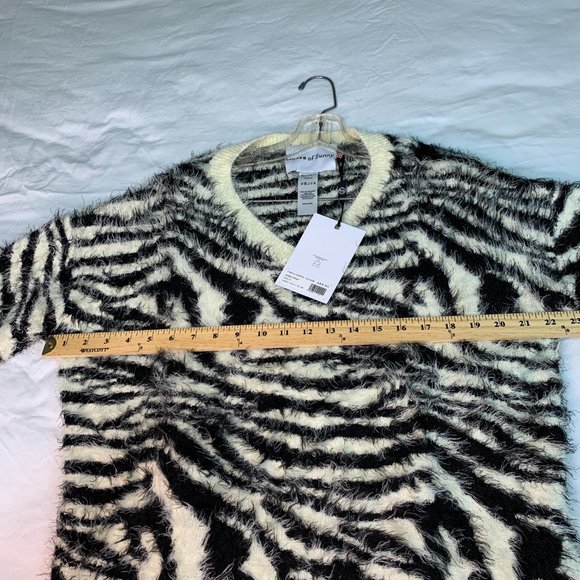 House Of Sunny Zebra Print V-Neck Jumper Heavy Long Sleeve Sweater Size 4 NWT! - Picture 10 of 13
